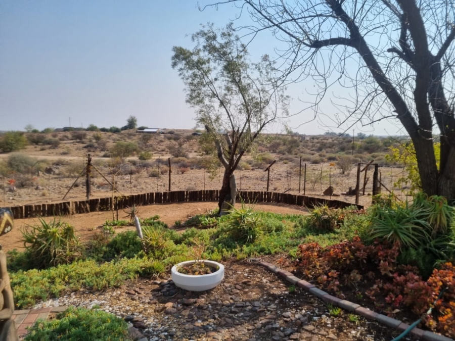 5 Bedroom Property for Sale in Upington Rural Northern Cape